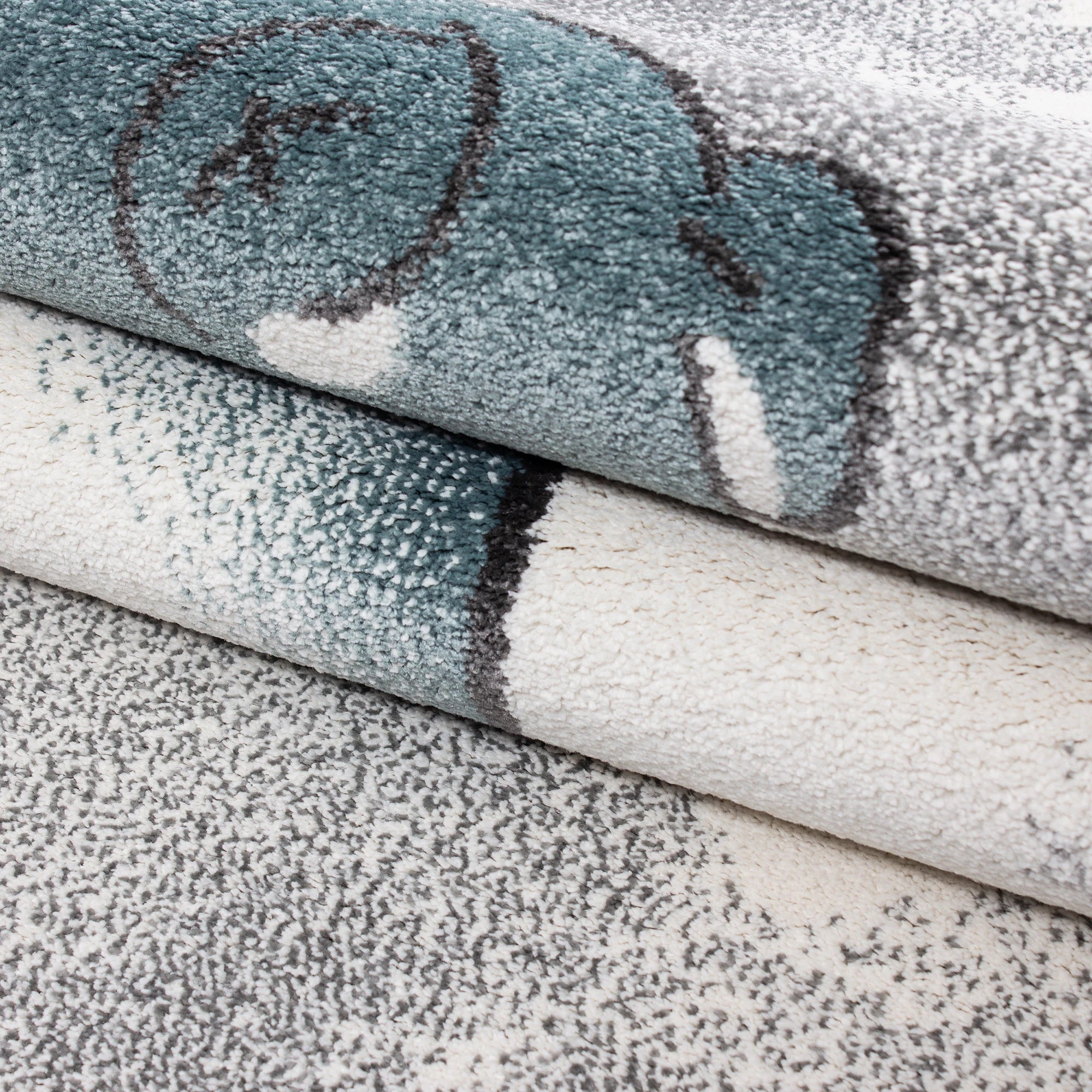 Bär auf Wolken Sternenangeln Kinderteppich | Blau