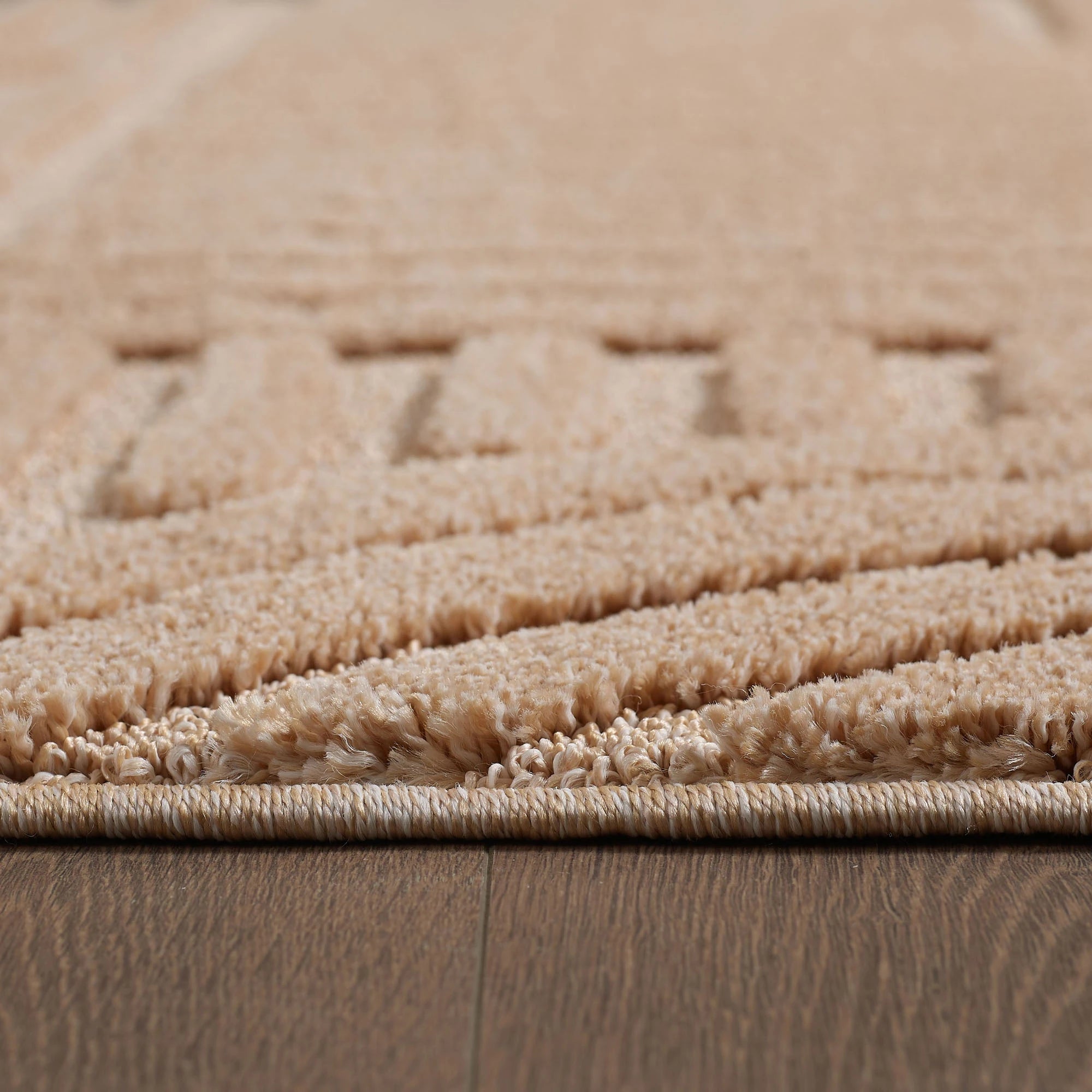 Moderner Boho Teppich | Skandinavisches Design mit Rosenmuster