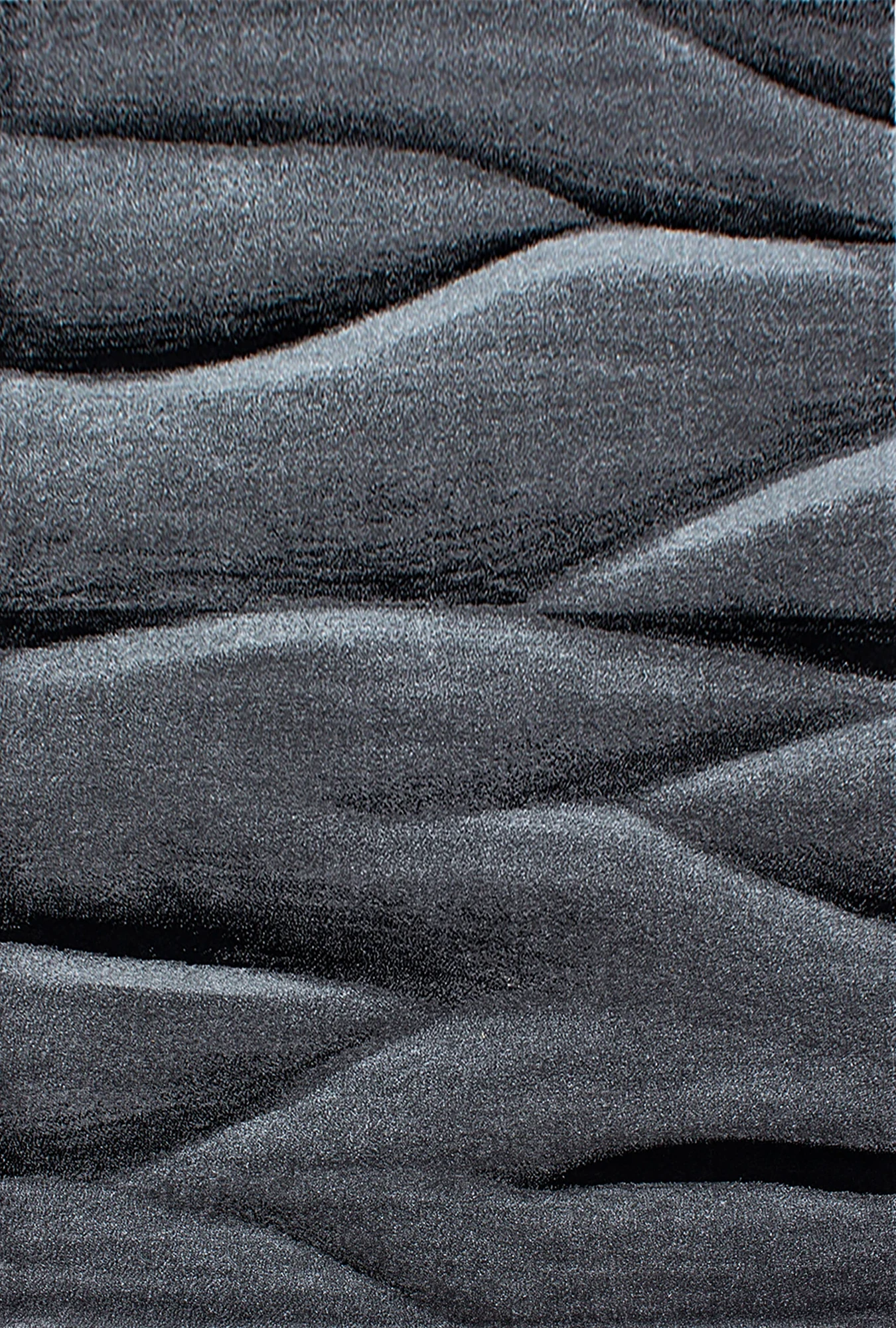 Hochfloriger Teppich mit Wellenmuster | Schwarz