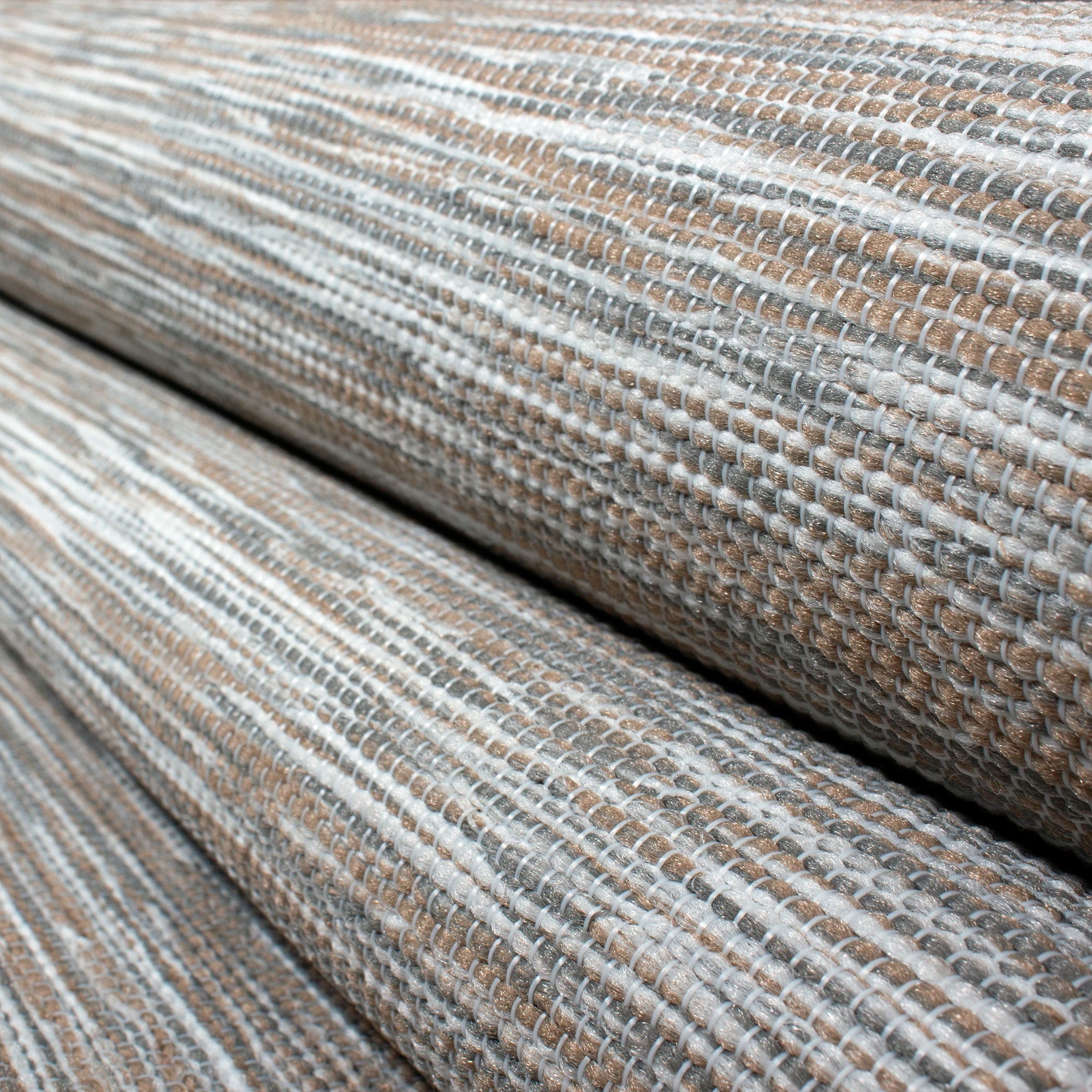 Minimalistisches Ton in Ton Design | Taupe