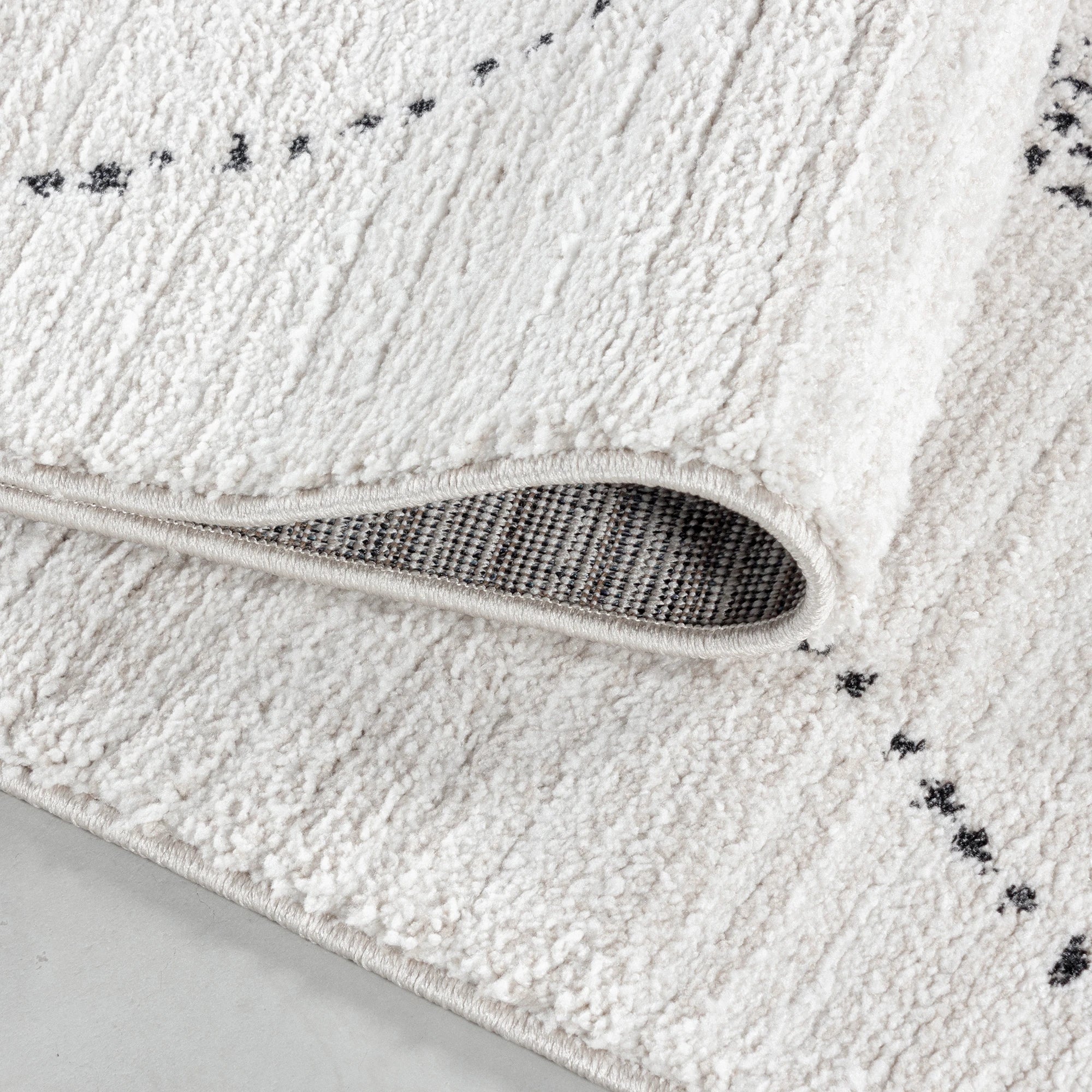 Boho-Teppich mit Gepunktetem Rauten Muster | Creme