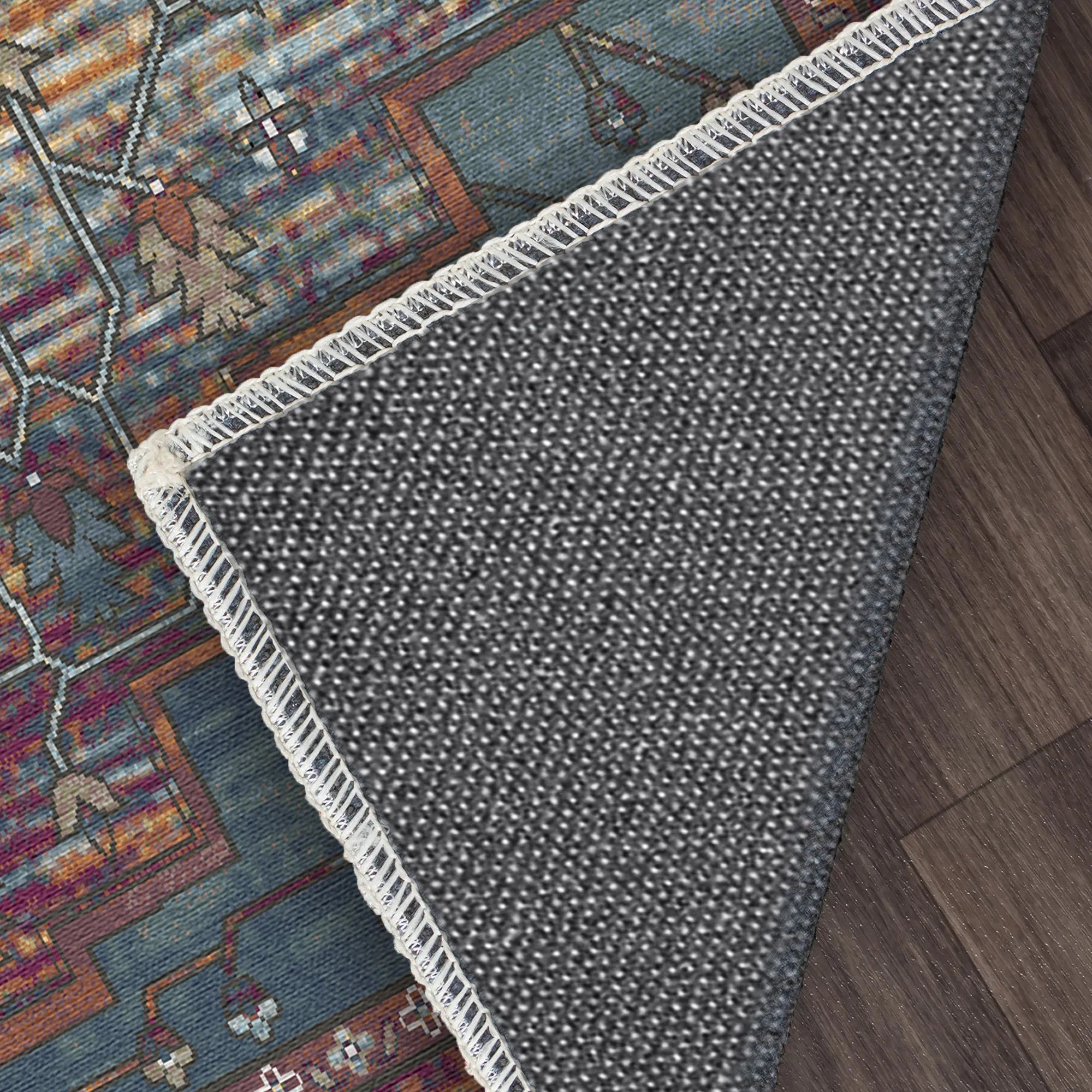 Cinder Forge Kompassteppich