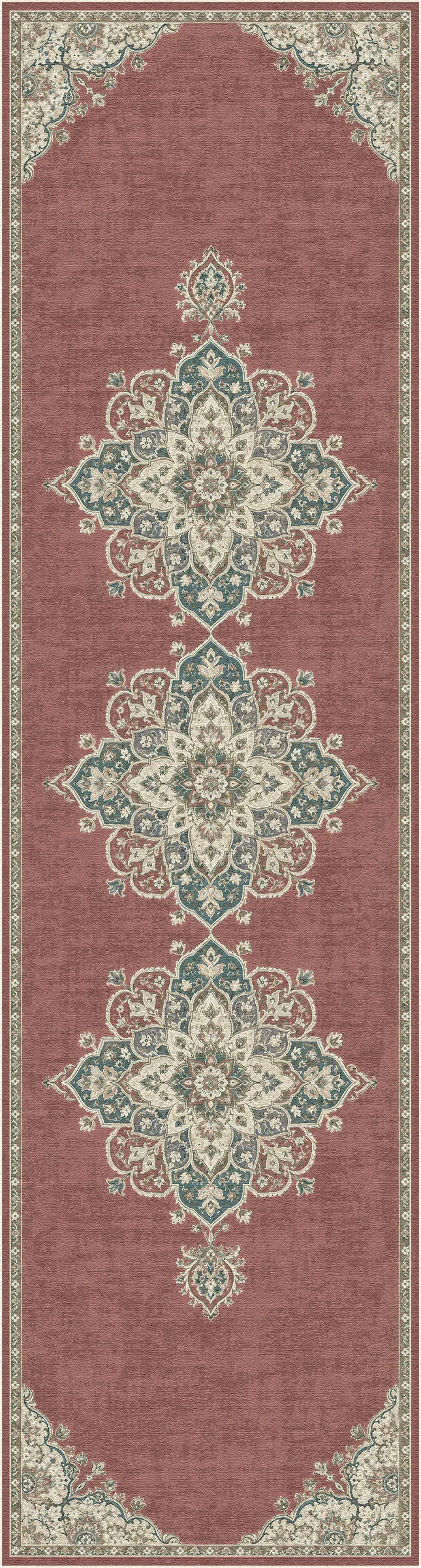 Ein langer, rechteckiger Teppich mit einem staubigen Rosé- oder gedämpften roten Grund und drei großen zentralen Medaillons in Blaugrün und Creme mit kunstvollen Blumen- und Rankenmotiven.