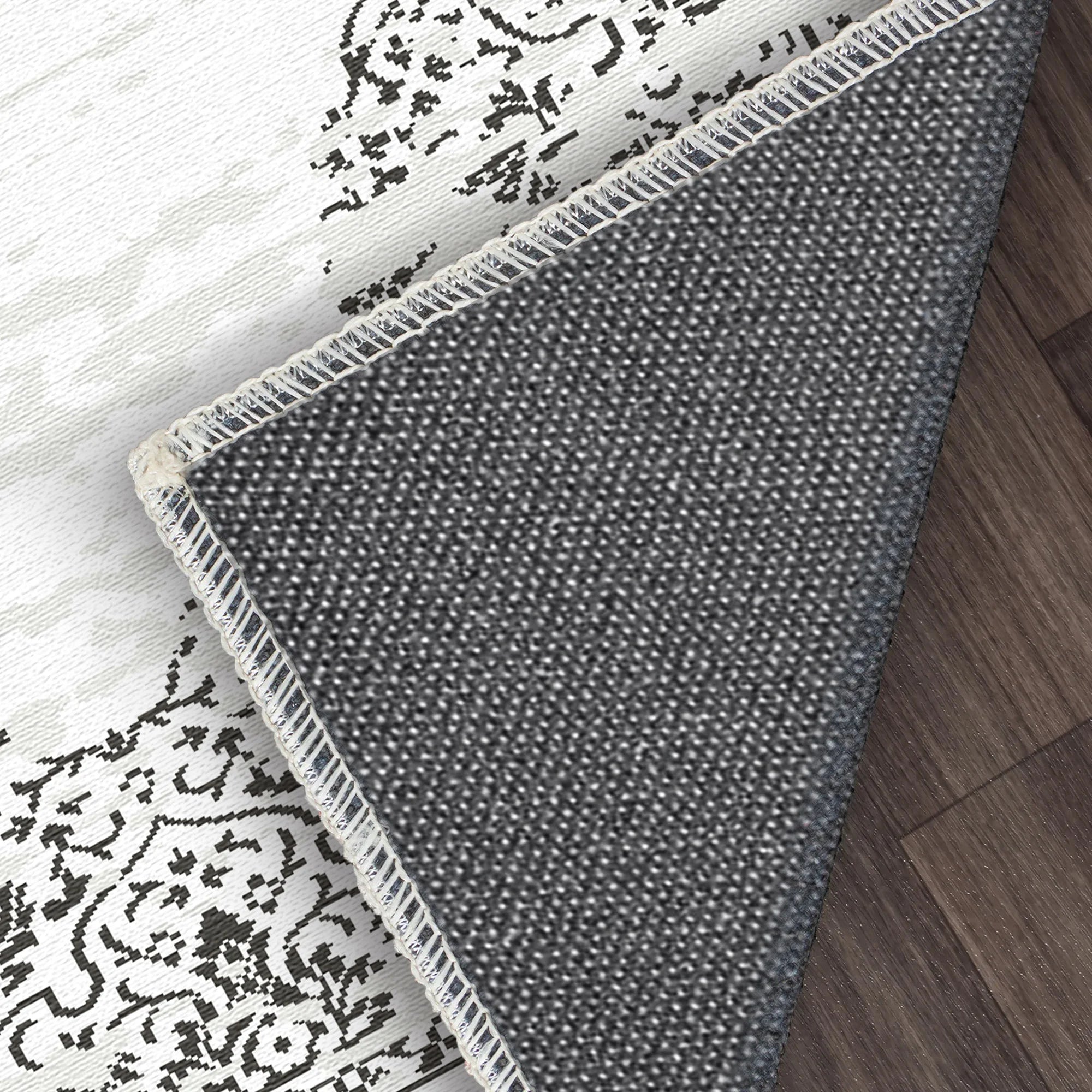 Ronda Weiß Traditioneller Waschbarer Teppich