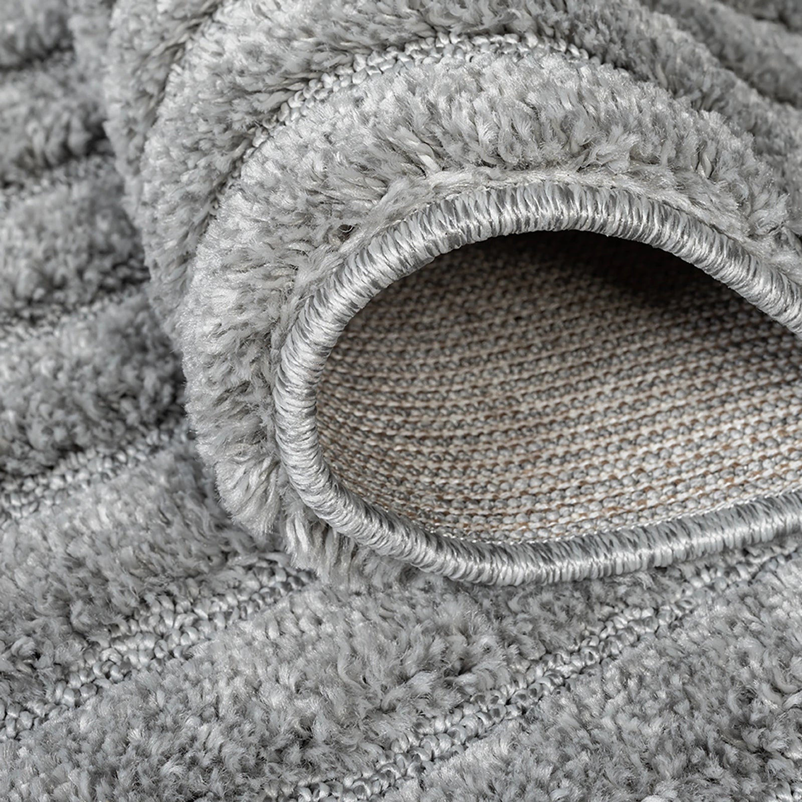 Konturteppich in Sturmgrau