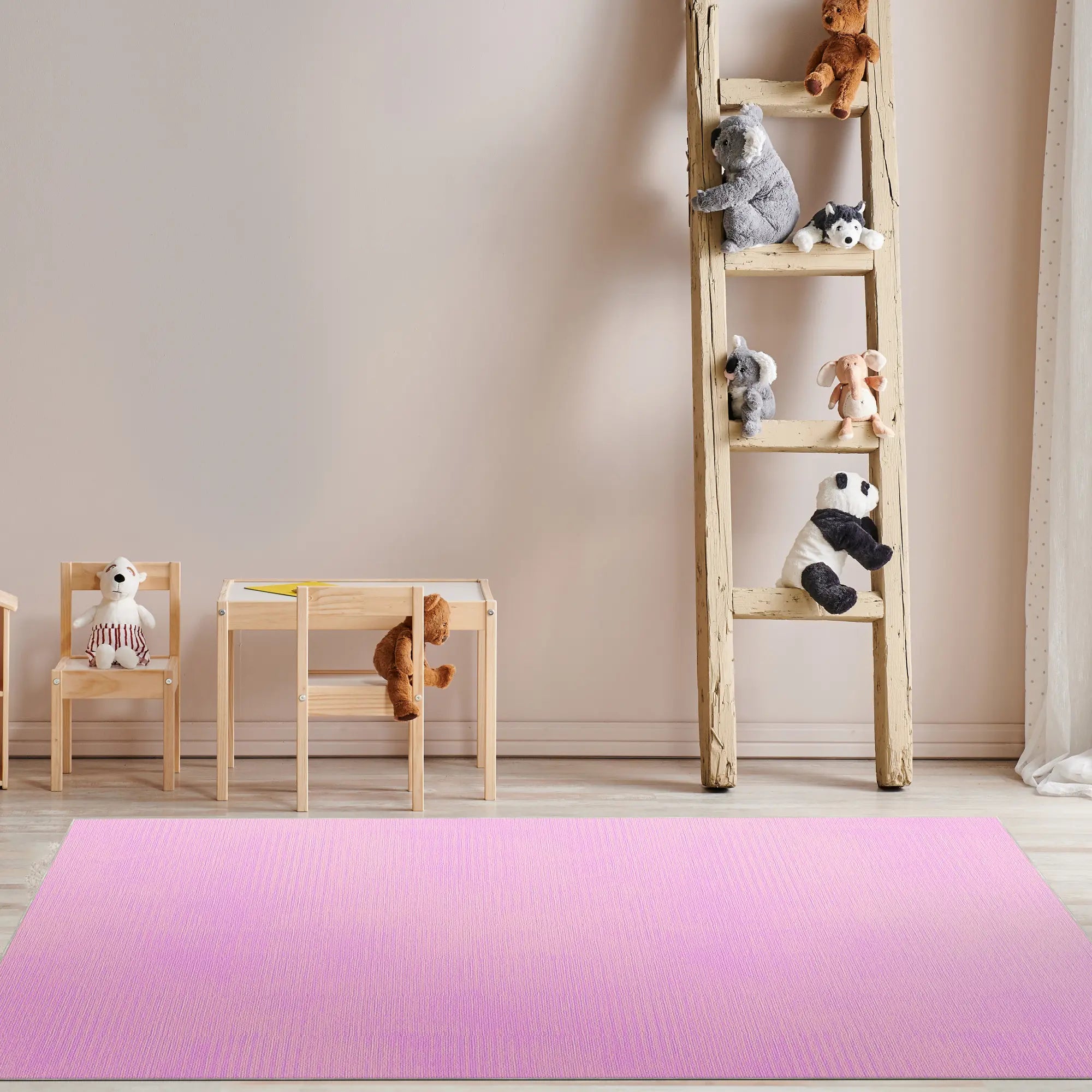 Waschbarer Strukturierter Fliederfarbener Teppich