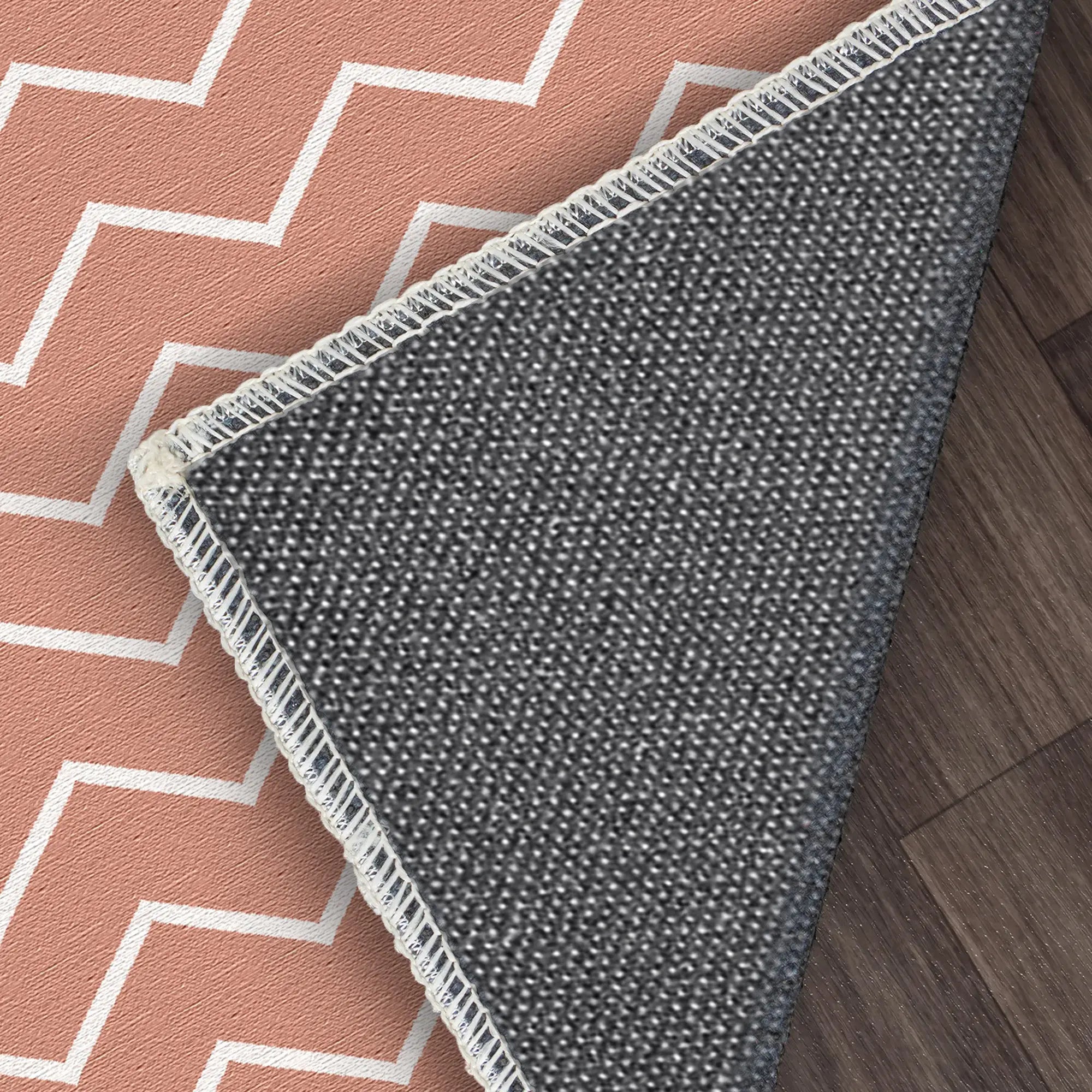 Waschbarer Terrakotta Chevron-Teppich