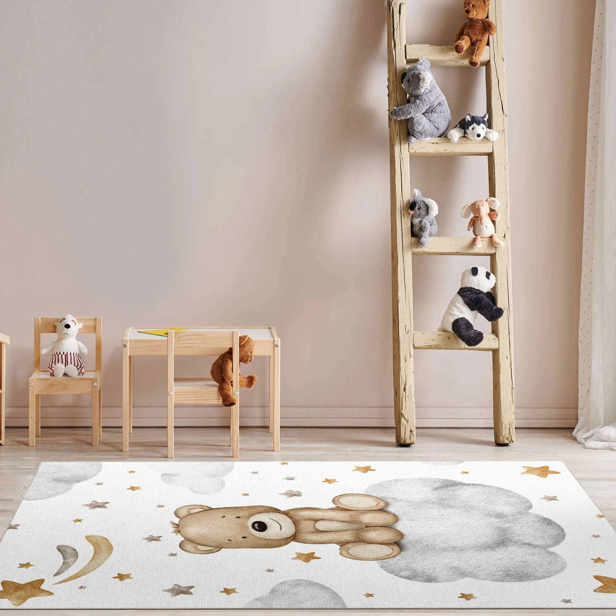 Süßer Brauner Bär auf Wolke Kinderteppich
