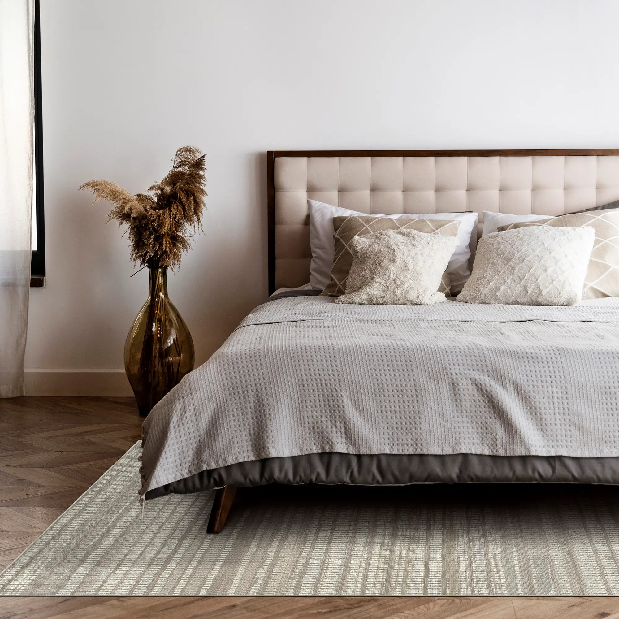 Stria Taupe Minimalistischer Teppich