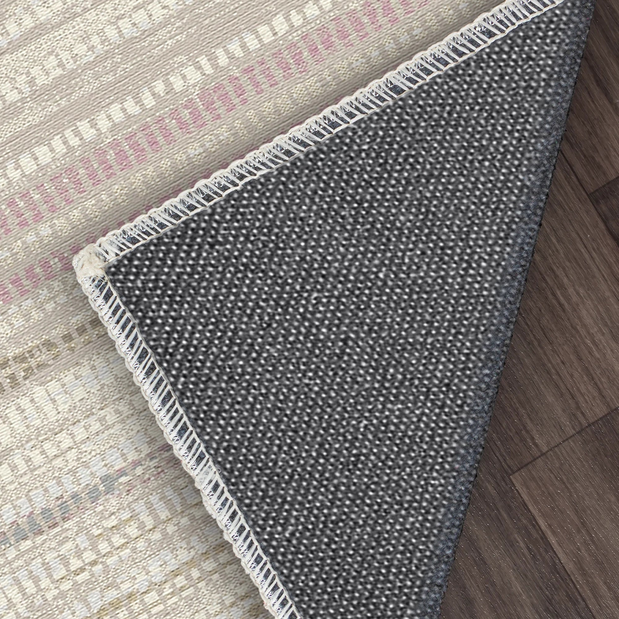 Stria Pink Minimalistischer Teppich