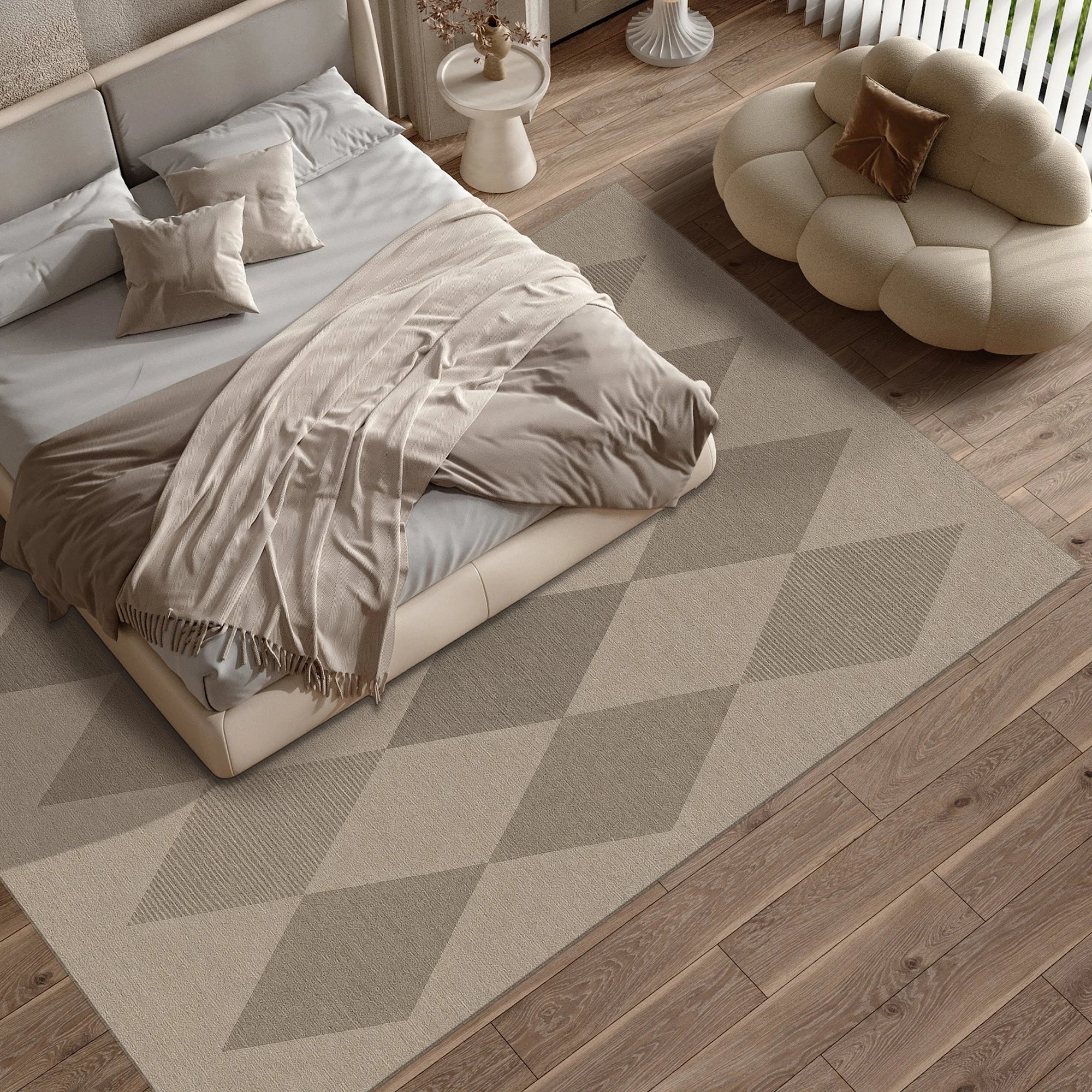 Gestreifter Teppich im Jute-Look mit Diamantmuster