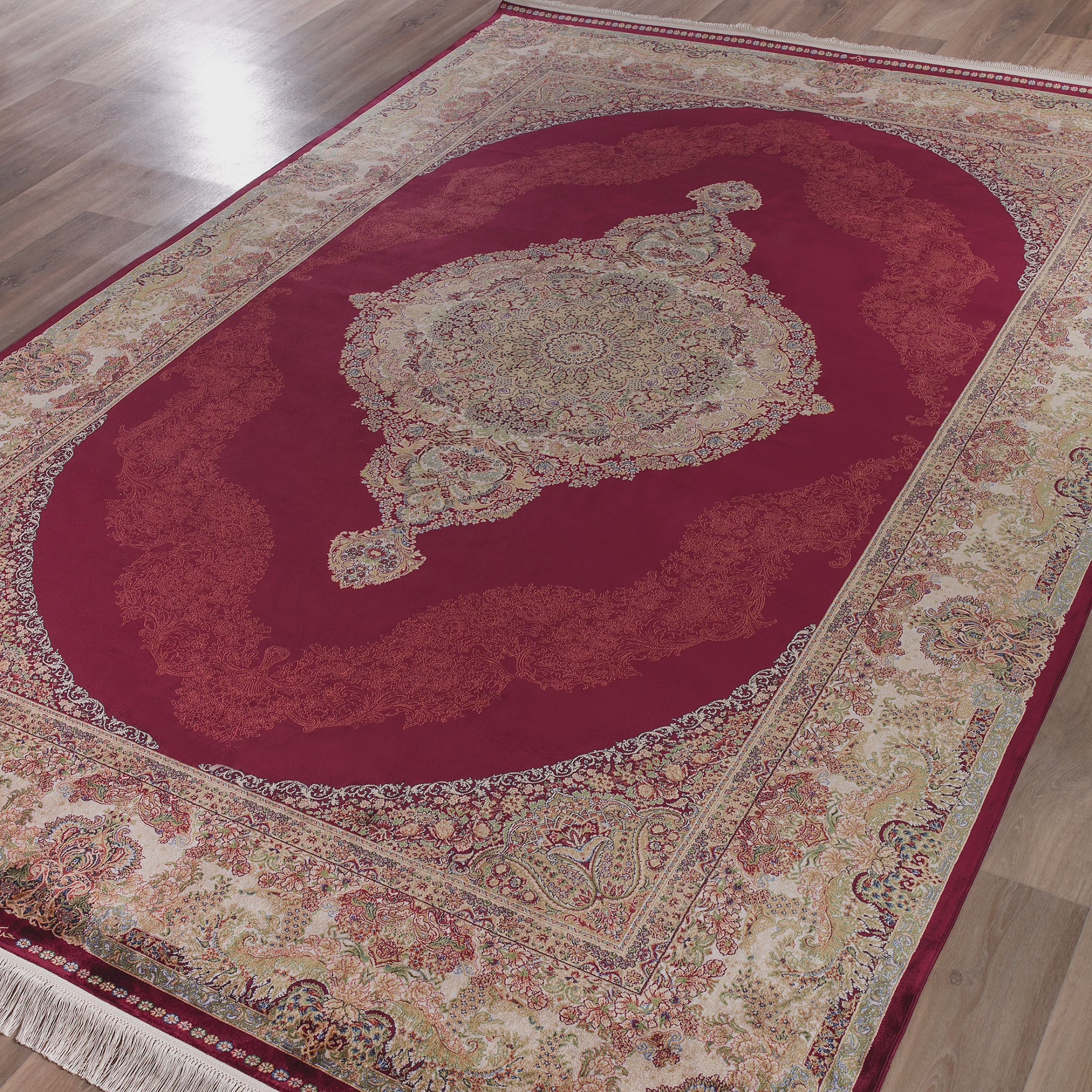 Royal Elegance Handgeknüpfter Reiner Seidenteppich
